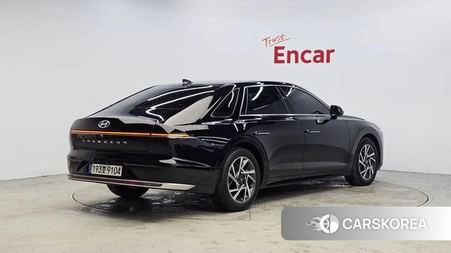 Hyundai Grandeur (GN7) id 3891888 из Кореи 12