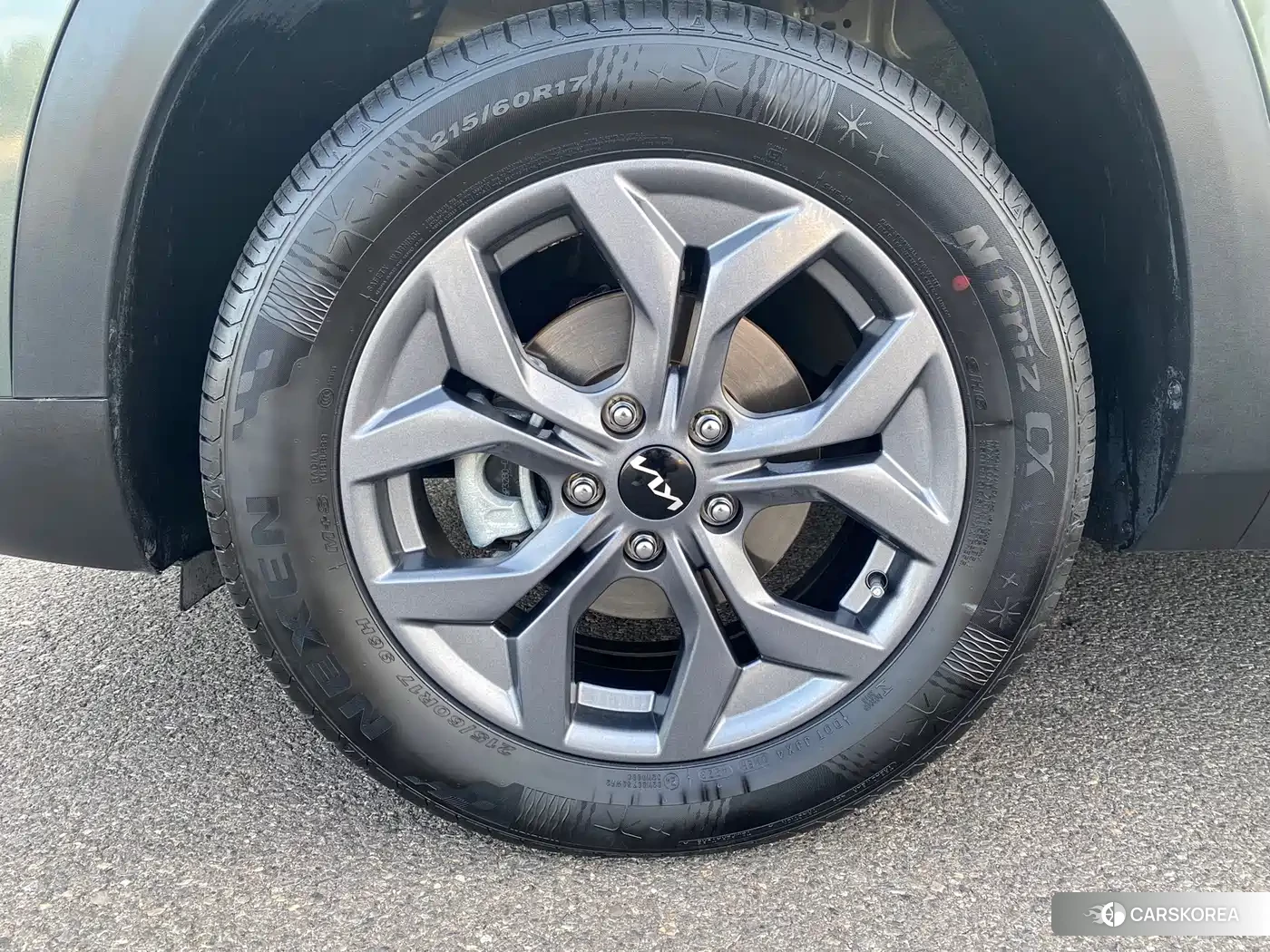 Kia Seltos id 4545936 из Китая 12