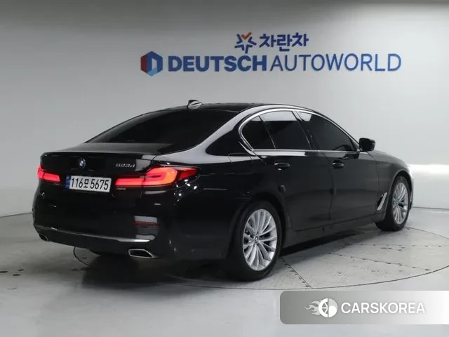 BMW 5 Series (G30) id 3555609 из Кореи 12