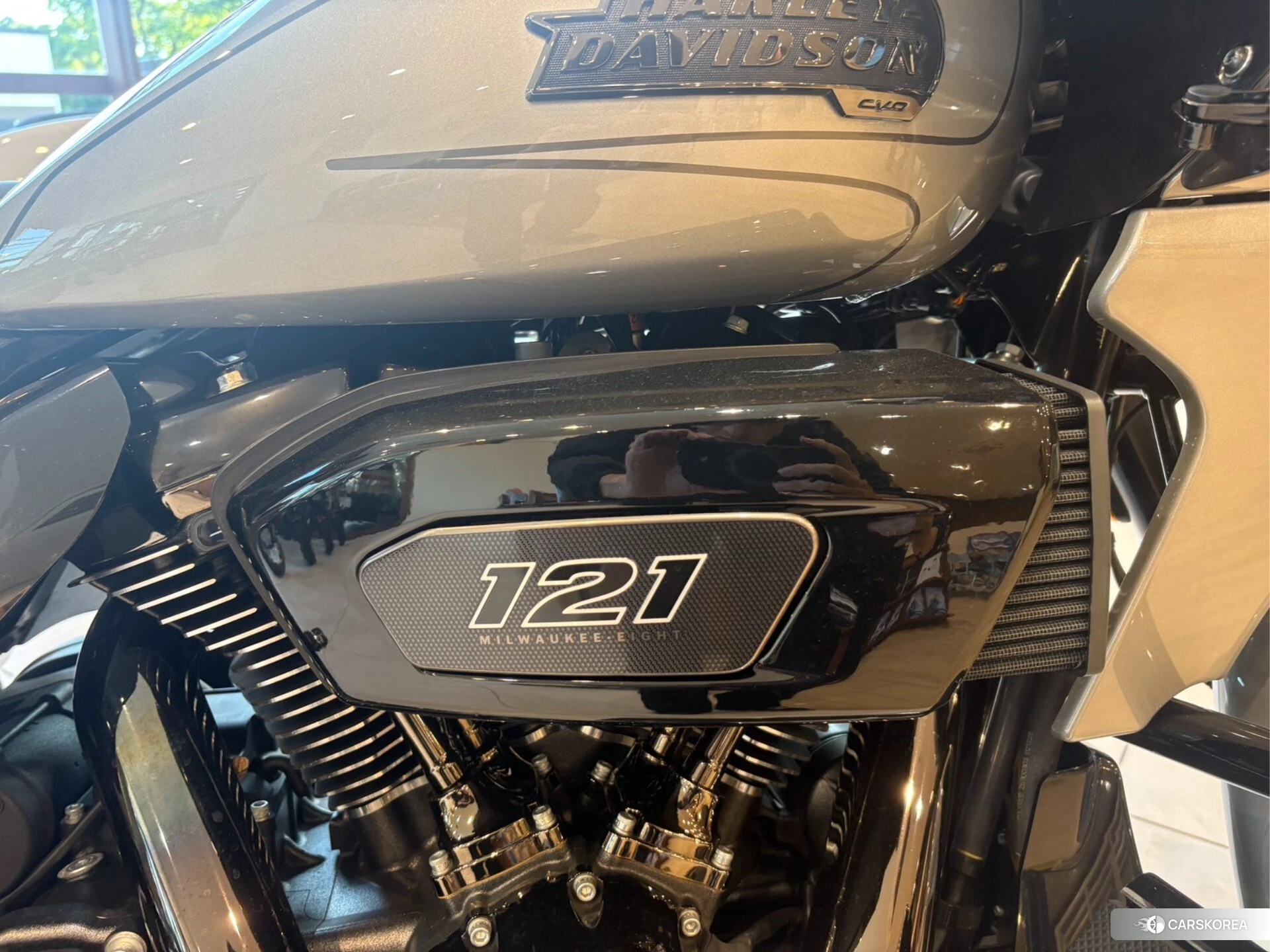 Проданный Harley-Davidson Road Glide FLTRXSE1800 CVO id 4379968 из Японии, фото 12
