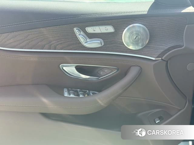 Mercedes-Benz E-class id 4314489 из Китая 7