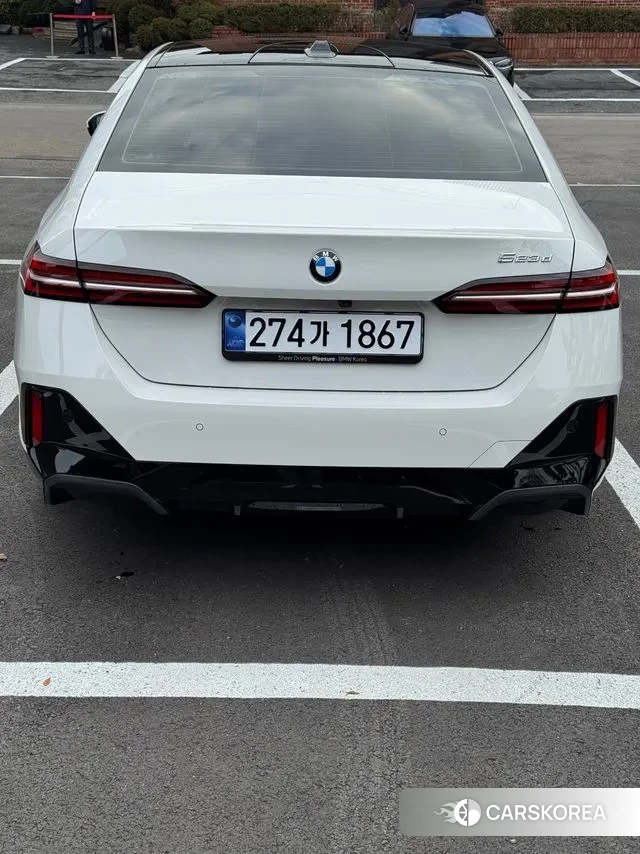 BMW 5 Series (G60) id 3522865 из Кореи 12