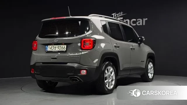 Jeep Renegade id 3753001 из Кореи 12