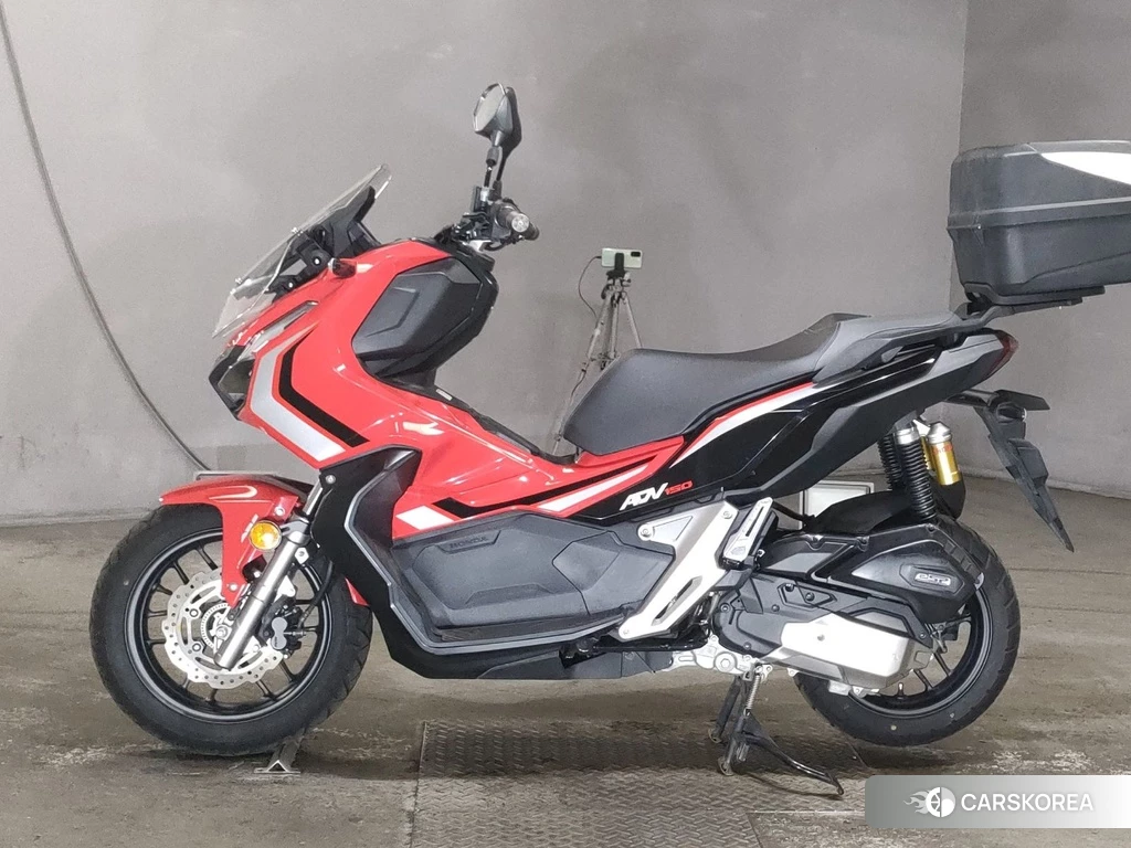 Проданный Honda ADV150 2019 из Японии