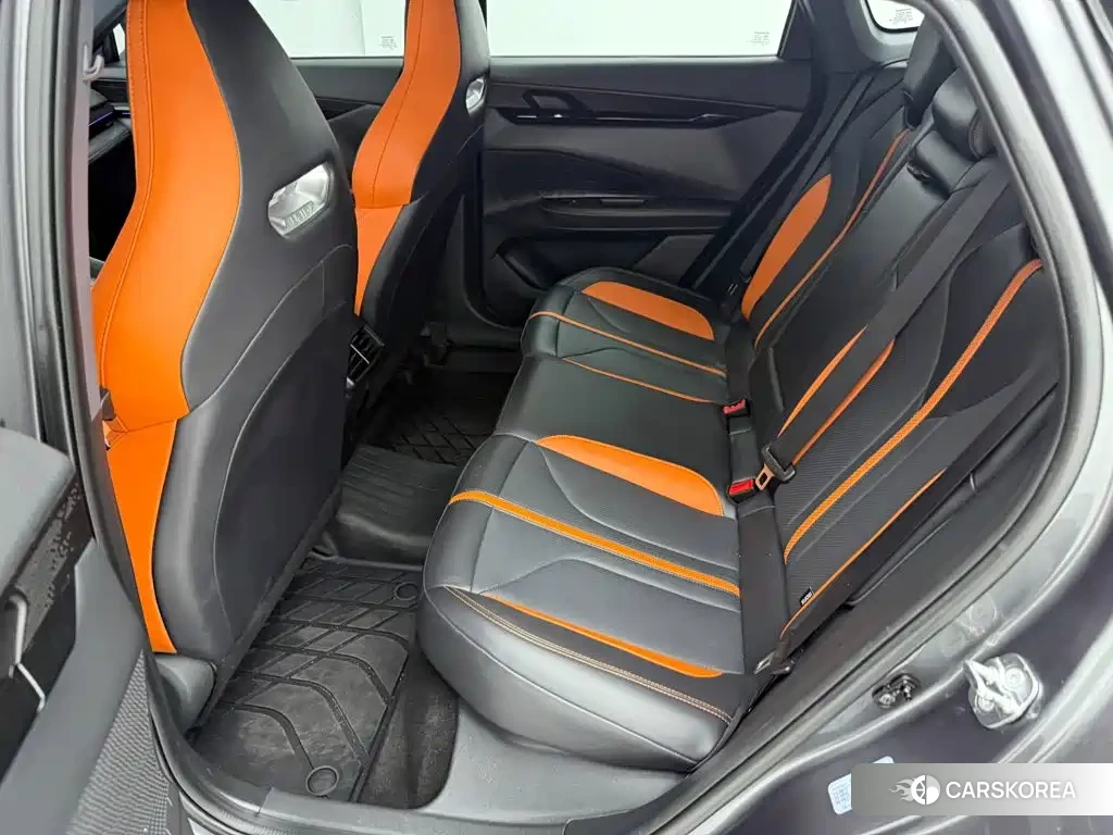 Chang'an UNI-V 2024 Silver/gray из Китая, фото 2
