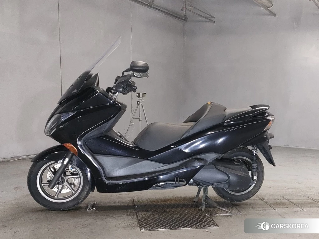 Проданный Honda FORZA Z 2010 из Японии, фото 2