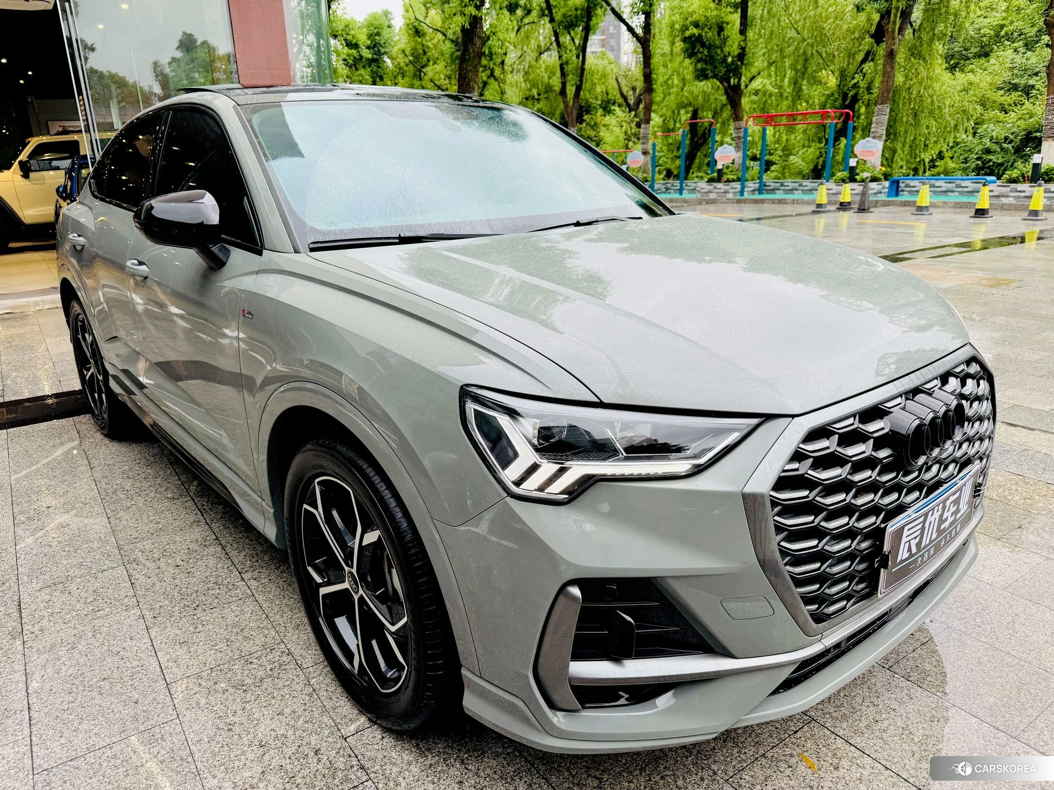 Audi Q3 Sportback id 4487451 из Китая 8