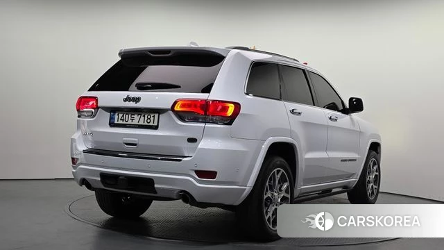 Jeep Grand Cherokee id 4231960 из Кореи 12