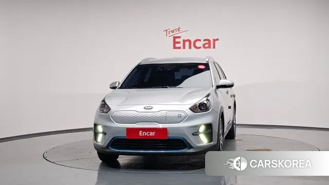 Kia Niro EV id 3312211 из Кореи 12