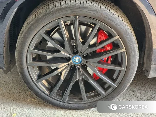 BMW X5 (G05) 2023 Черный из Кореи, фото 2