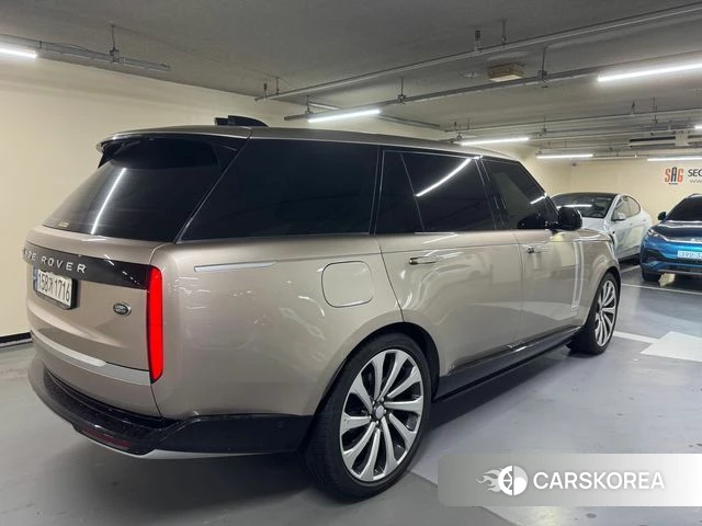 Land Rover Range Rover 5th Generation 2023 Золотой из Кореи, фото 2