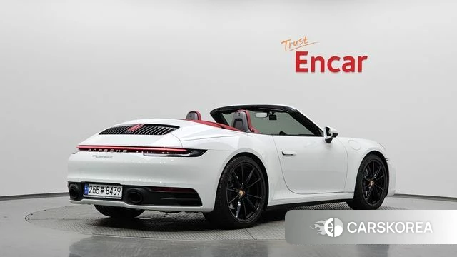 Porsche 911(992) id 4617668 из Кореи 12