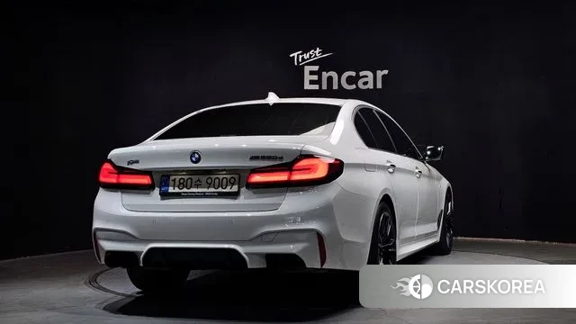 BMW 5 Series (G30) id 3737351 из Кореи 12