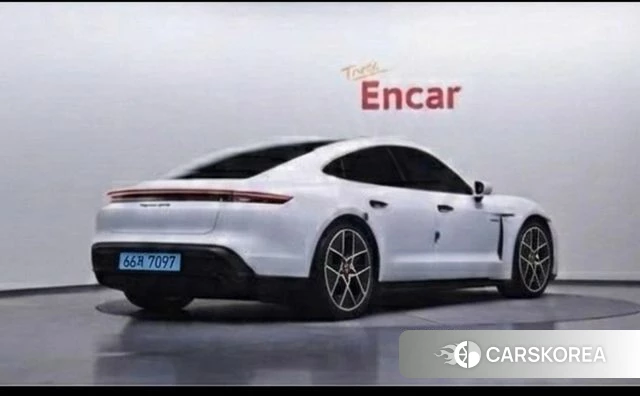 Porsche Taycan 2025 Белый из Кореи, фото 2