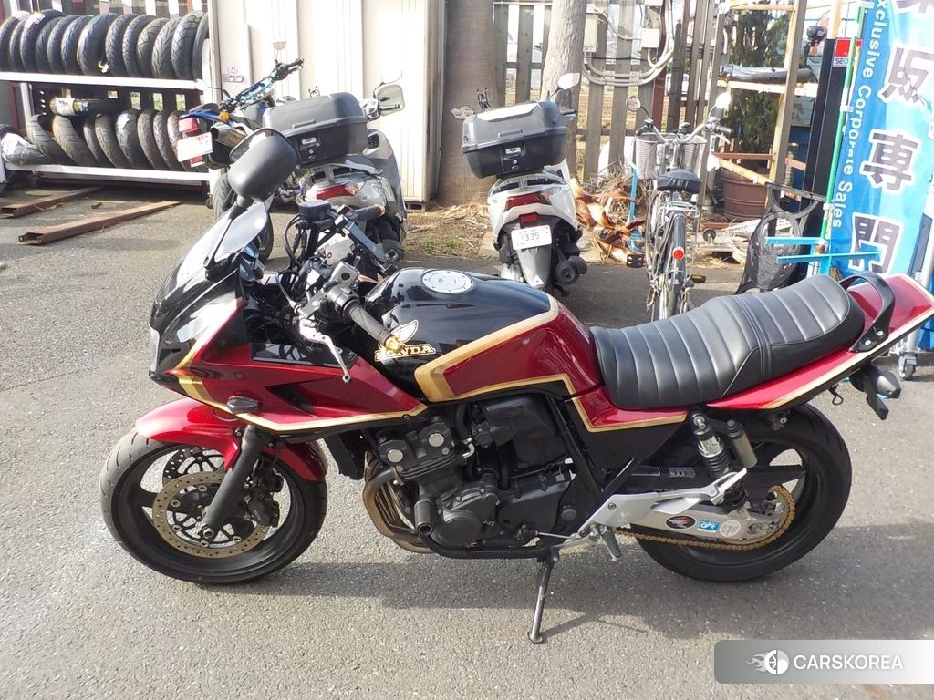 Проданный Honda CB400SF BOLDOR 2011 из Японии