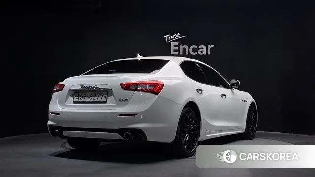 Maserati Ghibli id 3766740 из Кореи 12