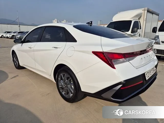 Hyundai The New Avante (CN7) 2024 Белый из Кореи, фото 6