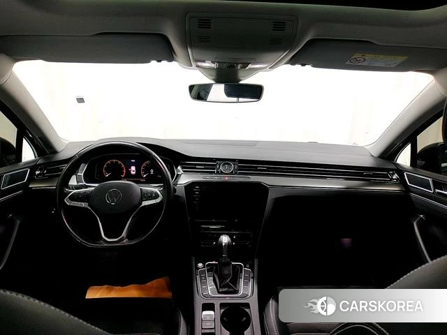 Volkswagen Magotan id 4219312 из Китая 11