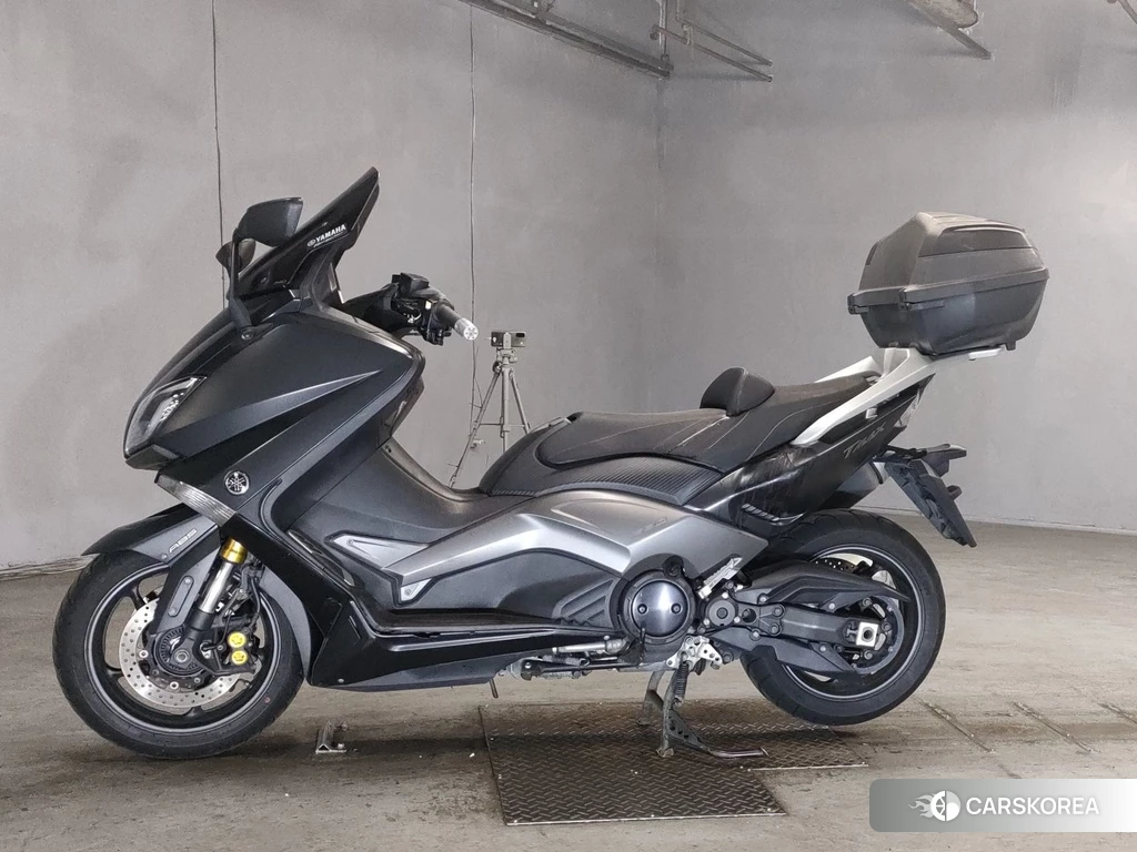 Проданный Yamaha T-MAX 530 2015 из Японии