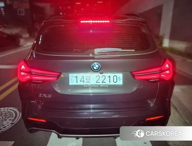 BMW iX3 2023 Серый из Кореи, фото 3