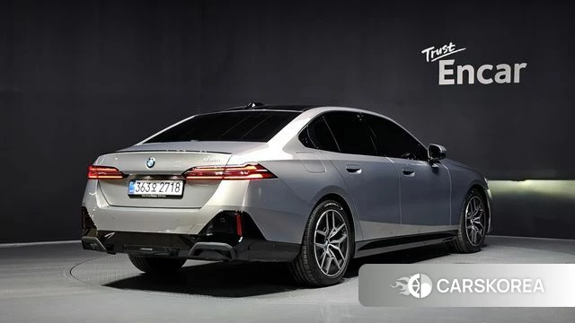 BMW 5 Series (G60) id 4548478 из Кореи 12