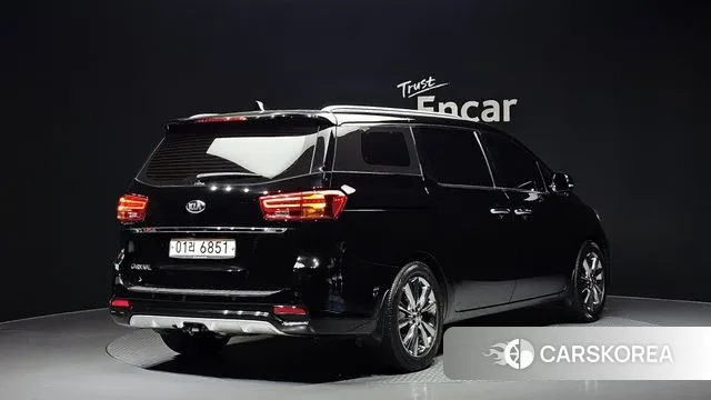 Kia The New Carnival id 2971439 из Кореи 12