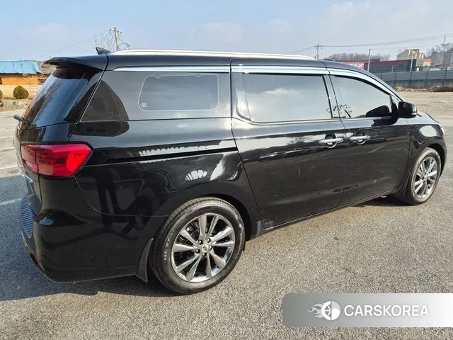 Kia The New Carnival id 3494454 из Кореи 12