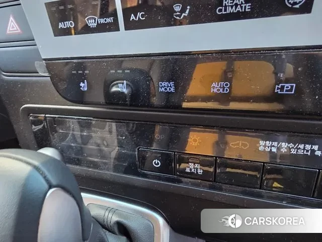 Hyundai Staria 2024 Желтый из Кореи, фото 2