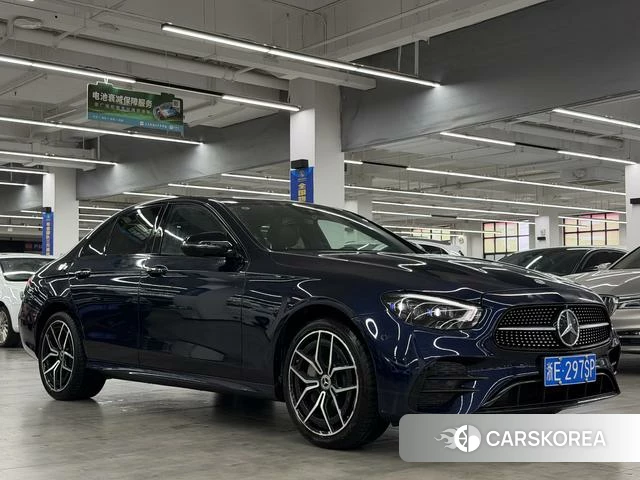 Mercedes-Benz E-class (imported) 2022 Черный из Китая, фото 2