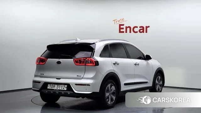 Kia Niro id 3489678 из Кореи 12
