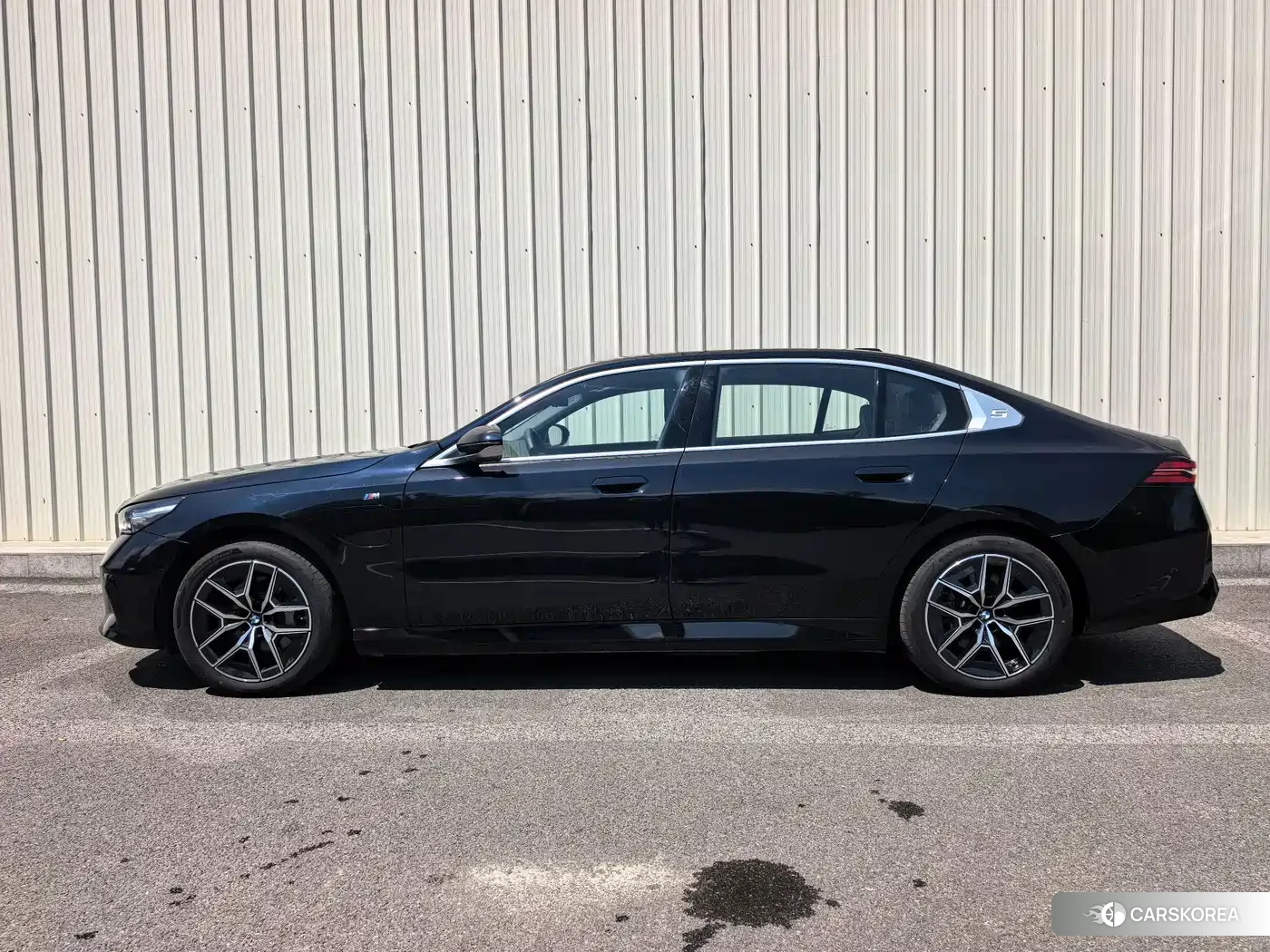BMW i5 2025 Черный из Китая, фото 4