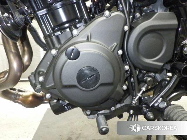 Engine photo