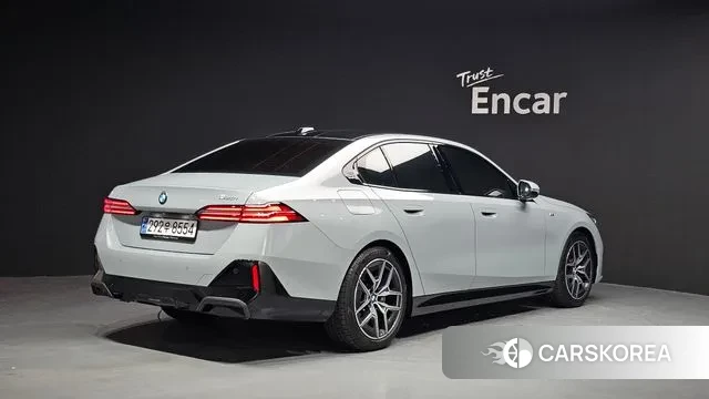 BMW 5 Series (G60) id 3585488 из Кореи 12