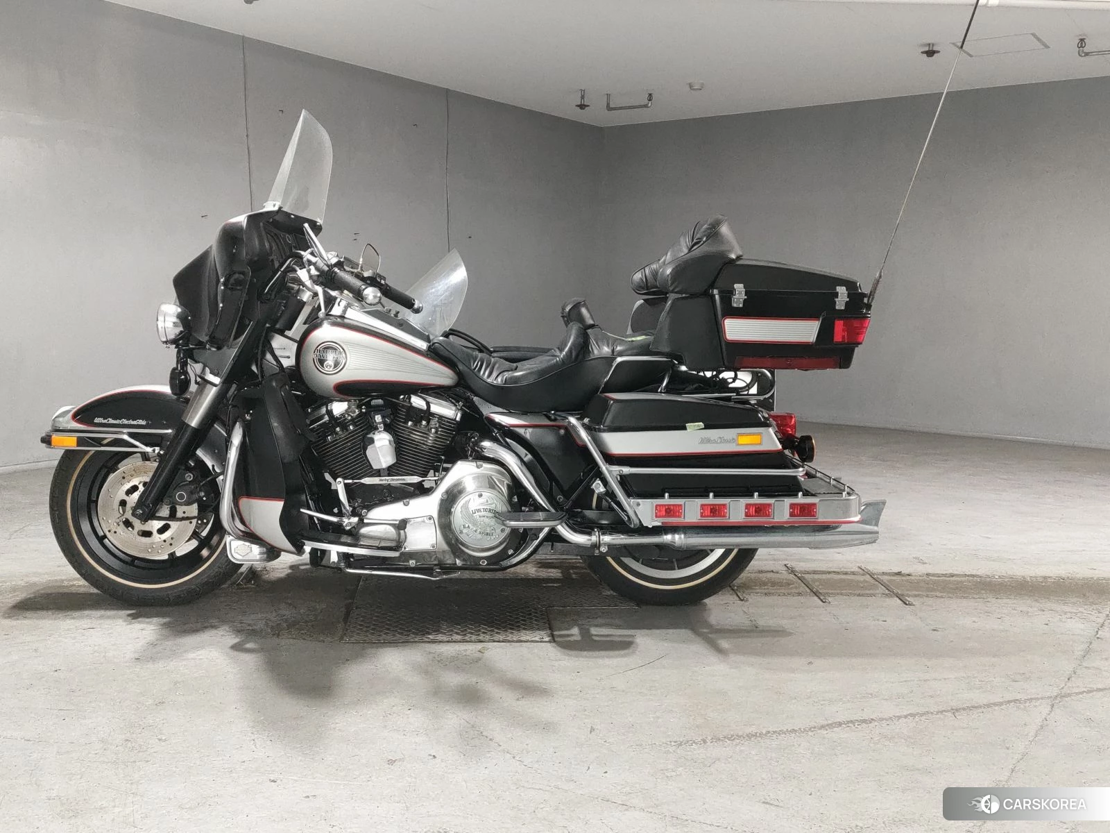 Проданный Harley-Davidson Electra Glide FLHTCU1340 TRIKE 2019 из Японии, фото 2