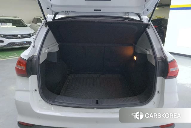 Roewe RX3 id 4212566 из Китая 9