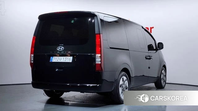 Hyundai Staria id 3921976 из Кореи 12