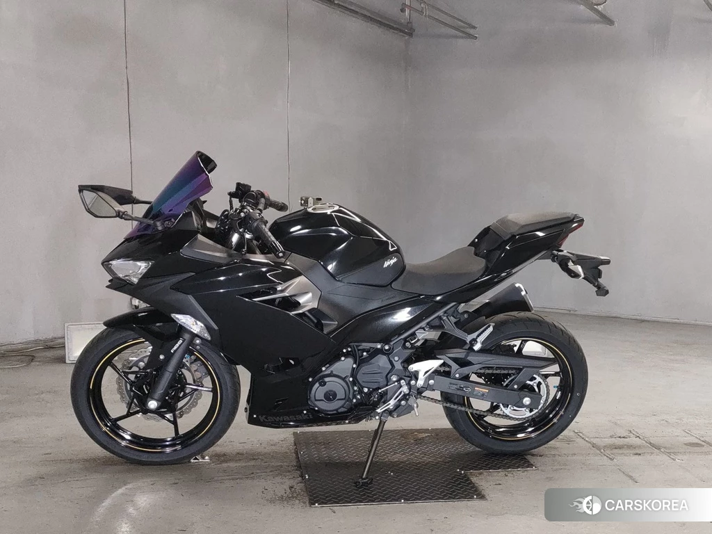 Проданный Kawasaki NINJA 400 2020 из Японии