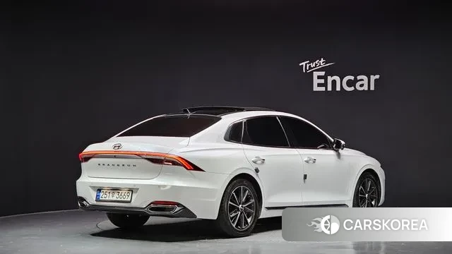 Hyundai The New Grandeur IG id 3433771 из Кореи 12
