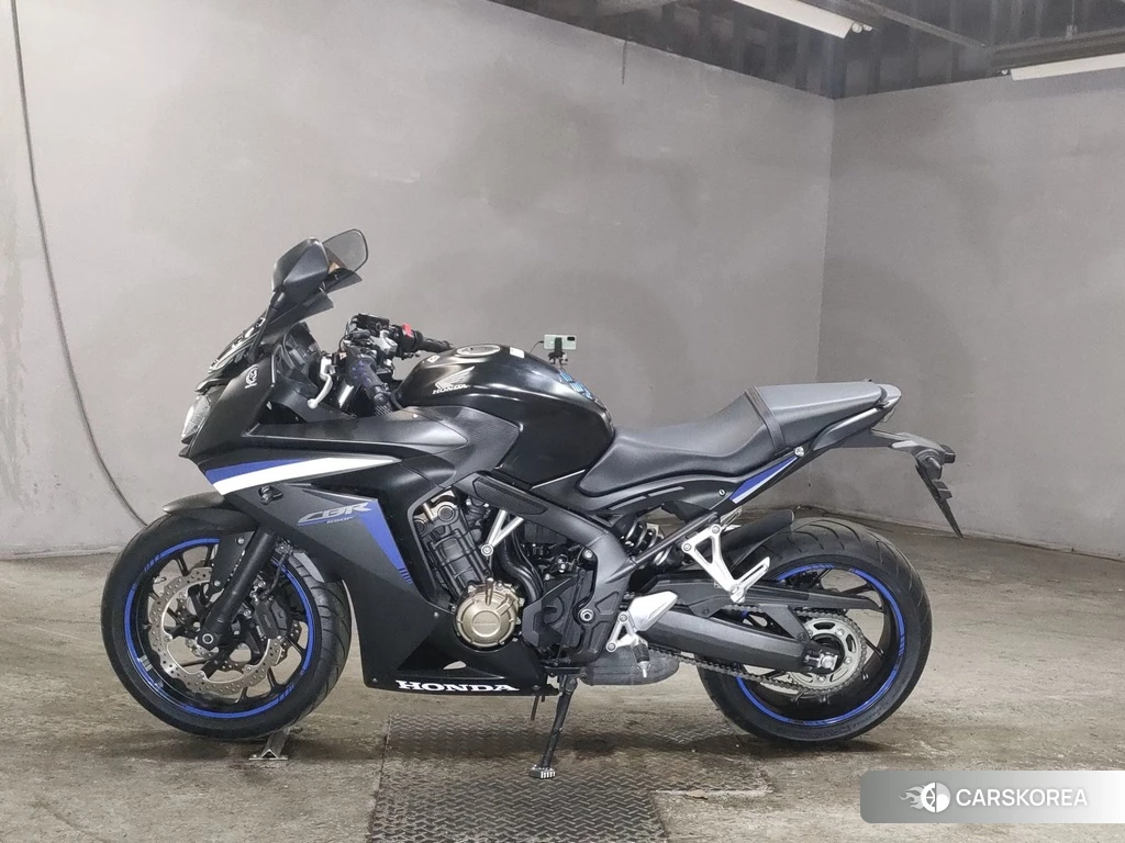 Проданный Honda CBR650F 2019 из Японии, фото 2