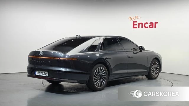 Hyundai Grandeur (GN7) id 4178309 из Кореи 12