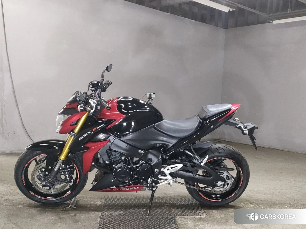 Проданный Suzuki GSX-S1000 2015 из Японии, фото 2