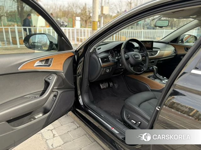 Audi A6L id 4253459 из Китая 12