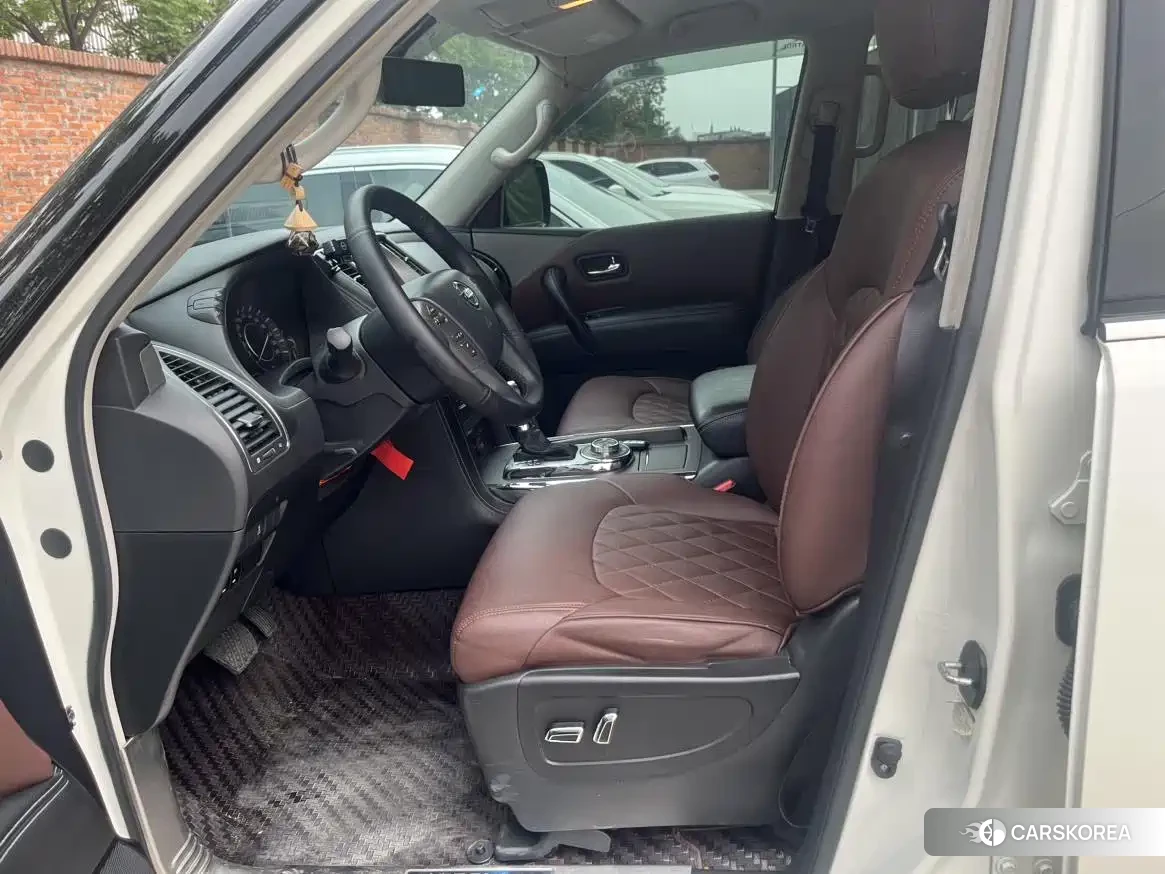 Nissan Toure id 4546684 из Китая 10