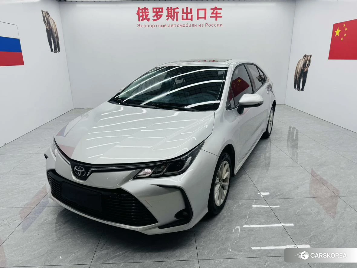 Toyota Corolla 2022 Серебристо-серый из Китая, фото 4