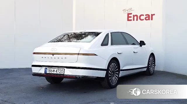 Hyundai Grandeur Hybrid (GN7) id 3502812 из Кореи 12