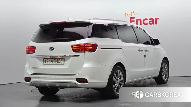 Kia The New Carnival id 2961447 из Кореи 12