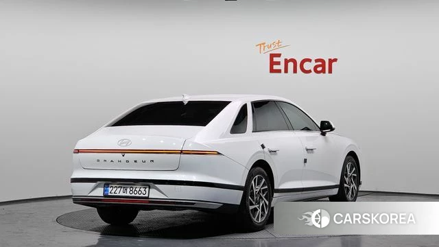 Hyundai Grandeur (GN7) id 3831522 из Кореи 12