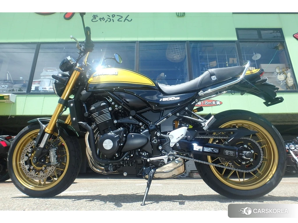Проданный Kawasaki Z900RS SE 2024 из Японии