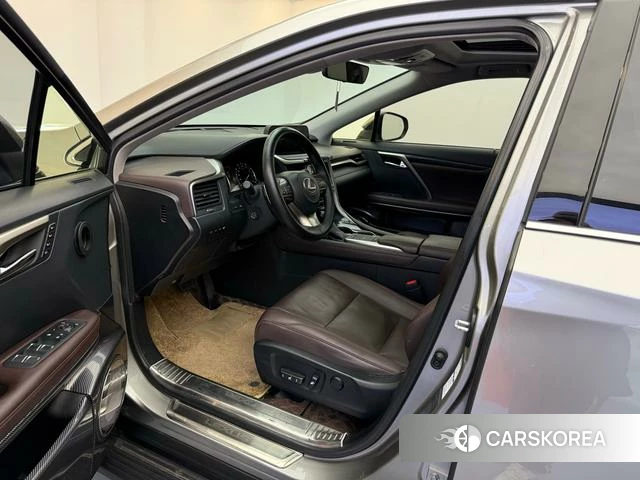 Lexus RX id 4210937 из Китая 12