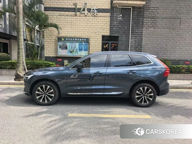 Volvo XC60 2023 Синий из Китая, фото 6